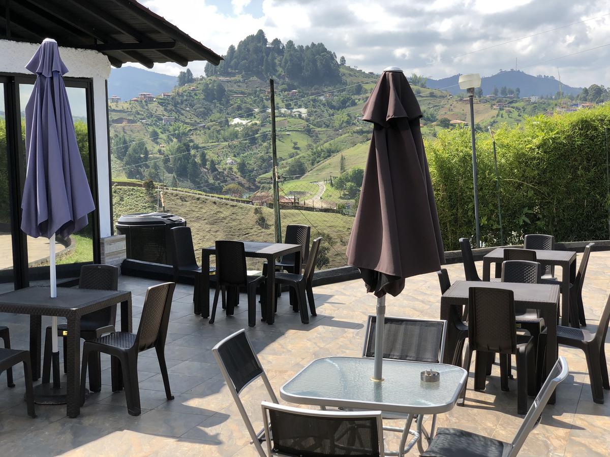 Happy Buddha Hostel & Lodge Guatapé 外观 照片