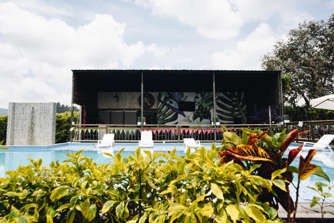Happy Buddha Hostel & Lodge Guatapé 外观 照片