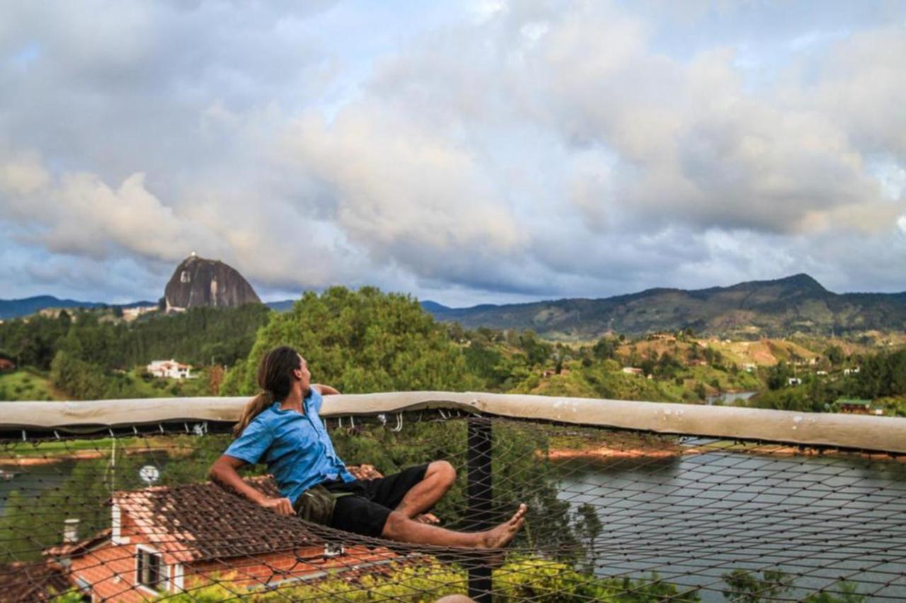 Happy Buddha Hostel & Lodge Guatapé 外观 照片