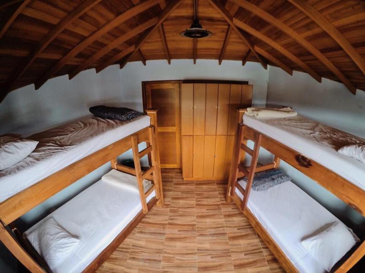 Happy Buddha Hostel & Lodge Guatapé 外观 照片