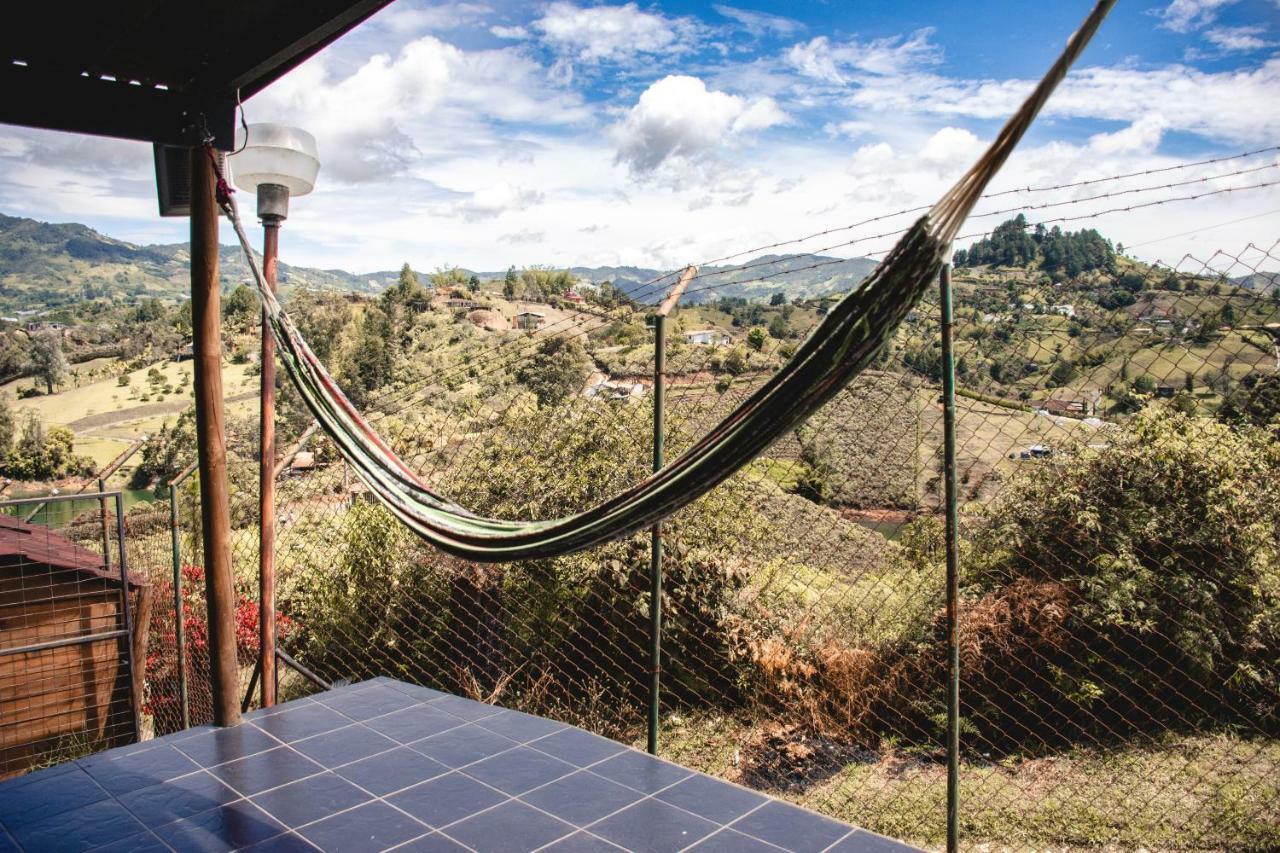 Happy Buddha Hostel & Lodge Guatapé 外观 照片